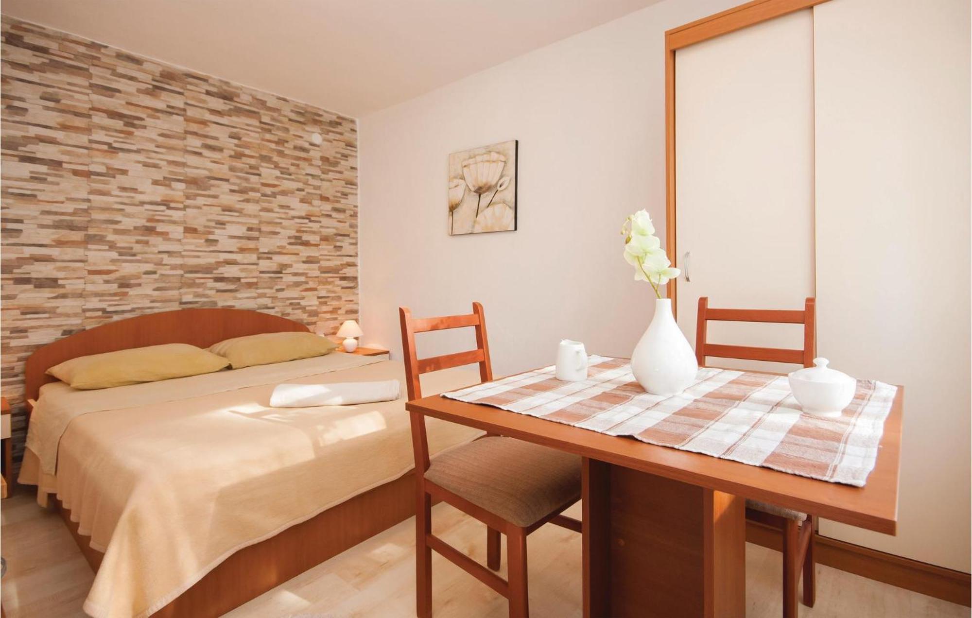 Nice Apartment In Raslina With House Sea View Экстерьер фото