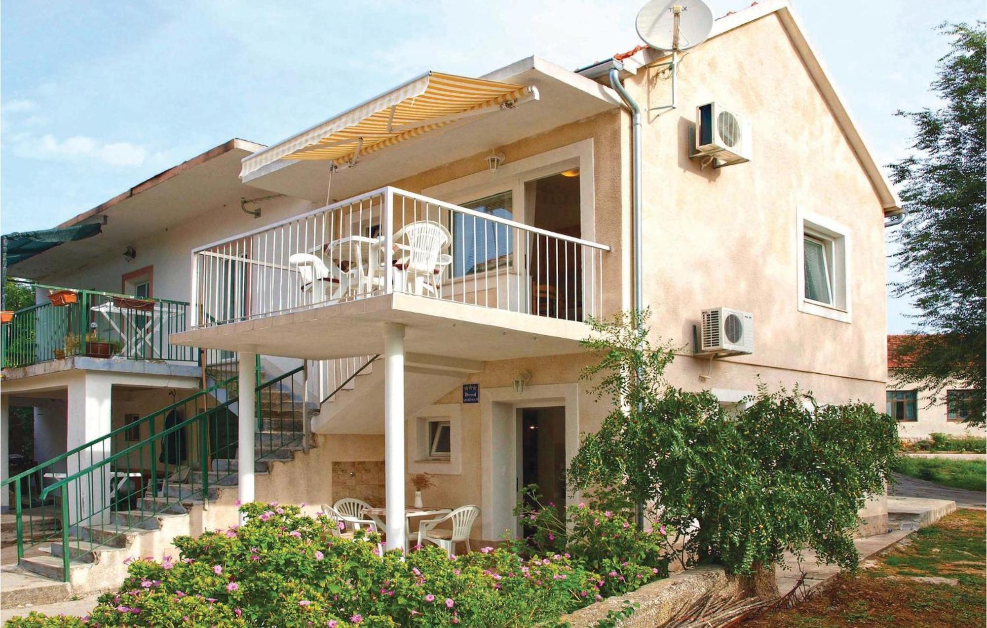 Nice Apartment In Raslina With House Sea View Экстерьер фото